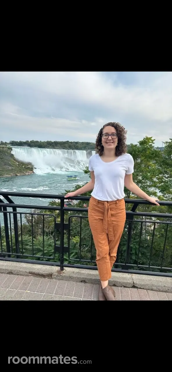 Profile photo 12 of 12