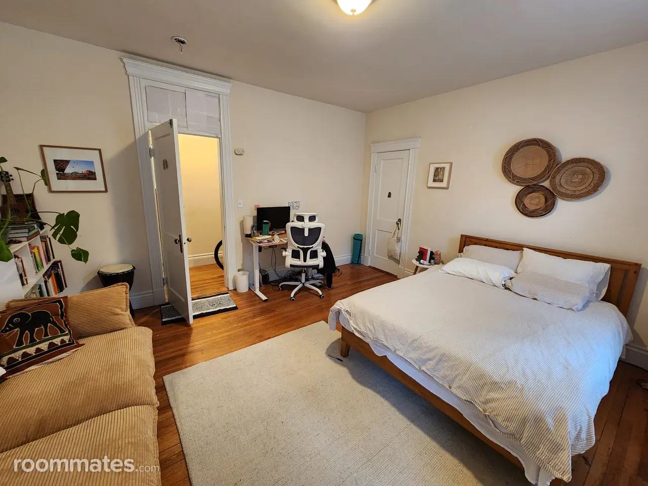 Profile photo 2 of 11