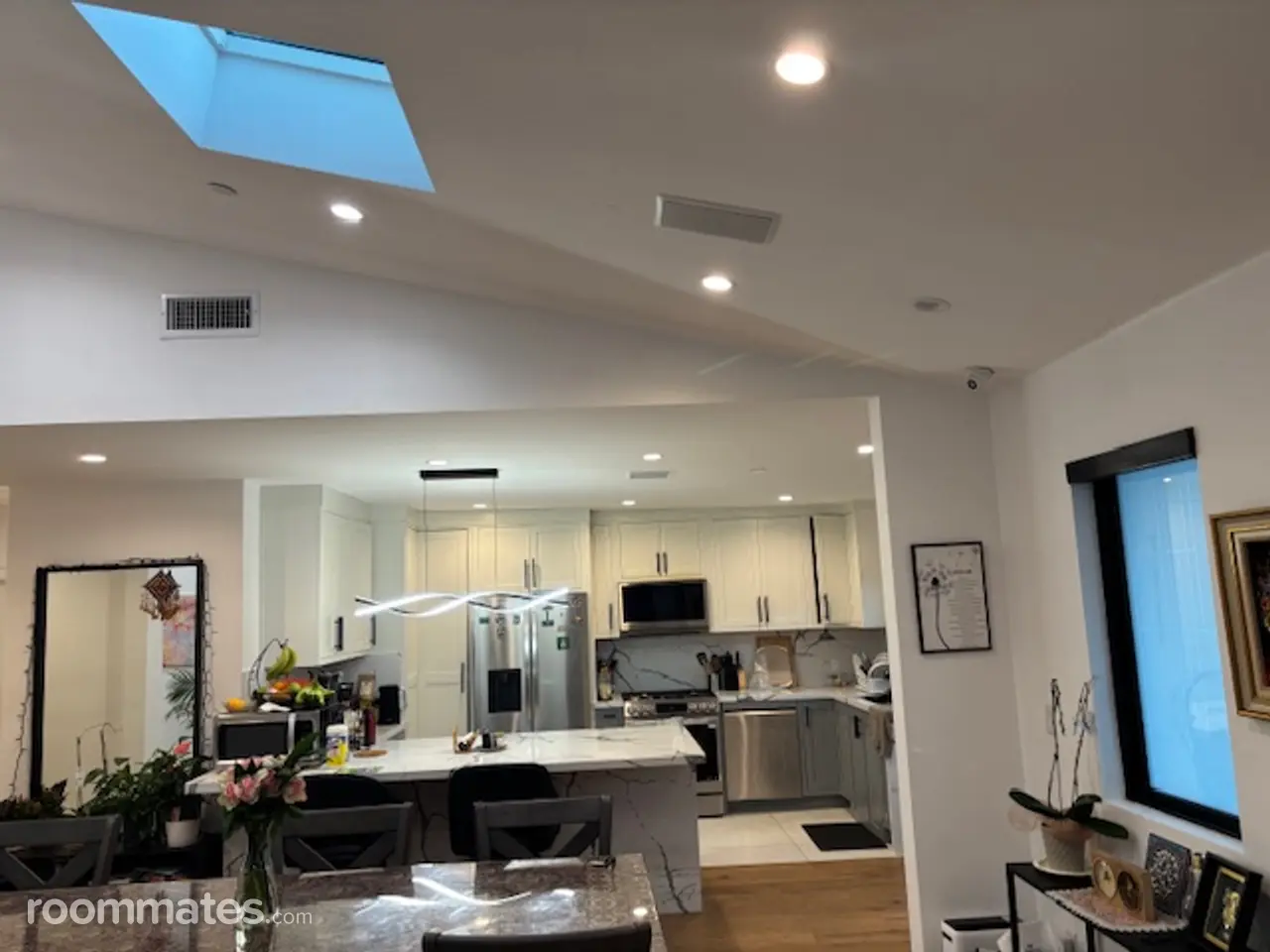 Profile photo 2 of 4