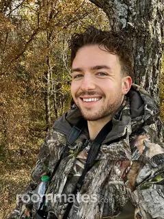 Roommate looking Olathe, KS, $800