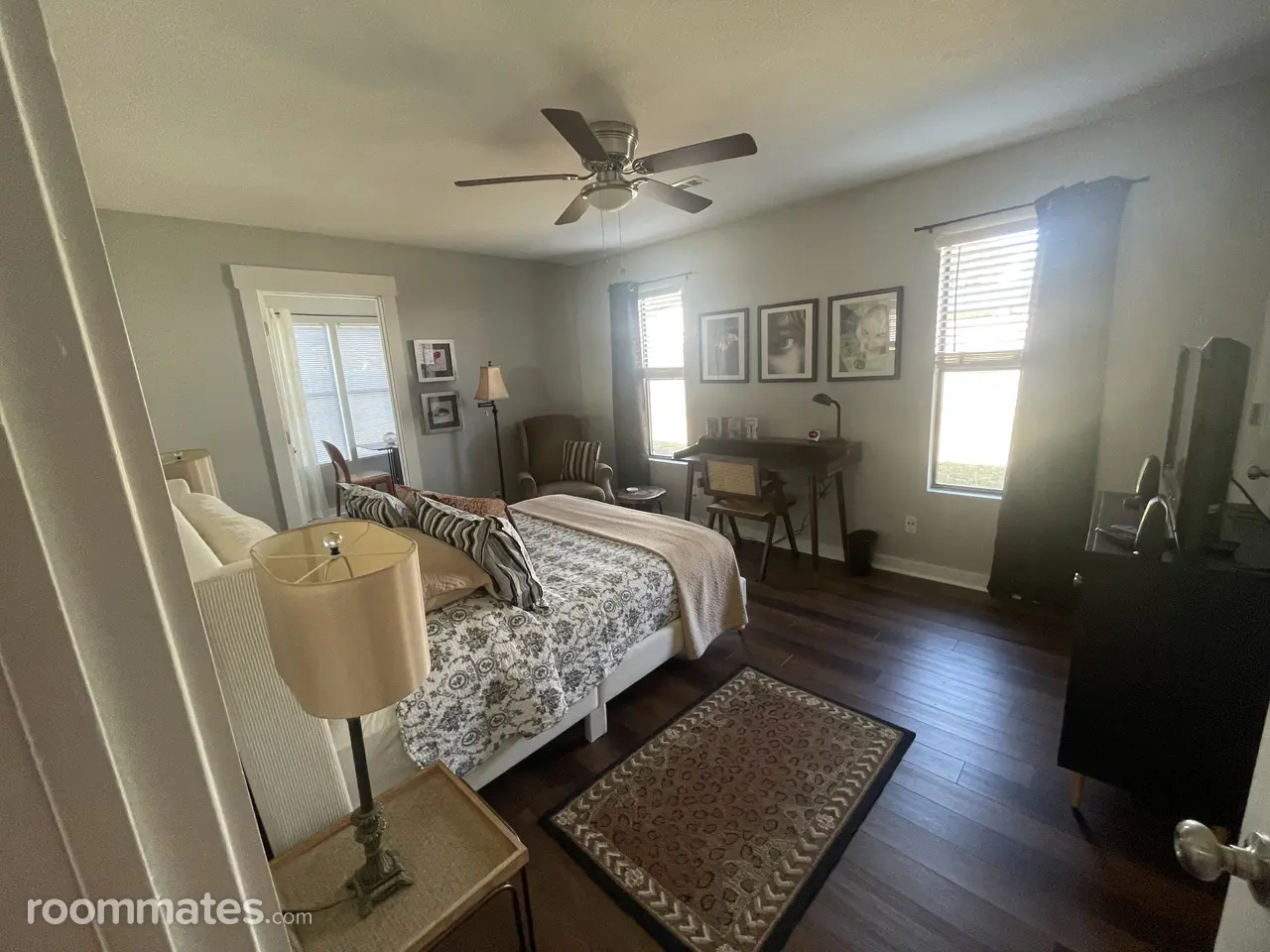 Profile photo 3 of 6