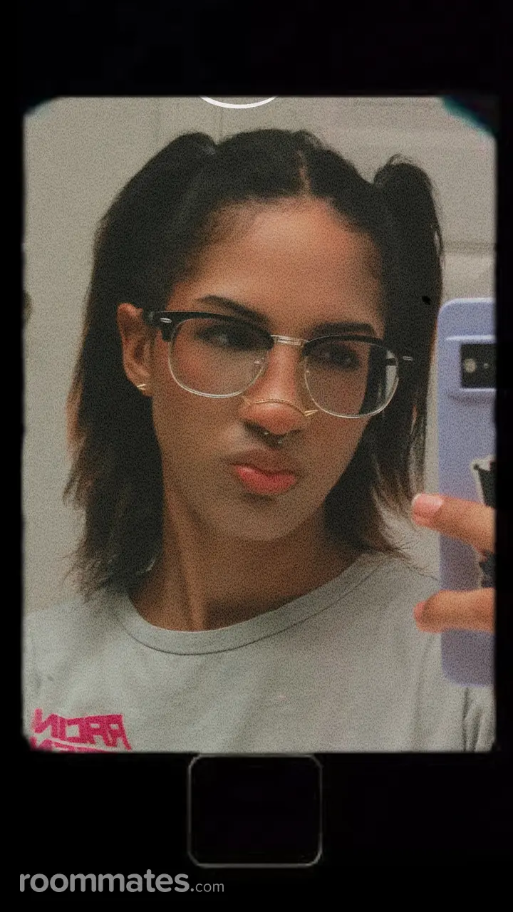 Profile photo 4 of 6