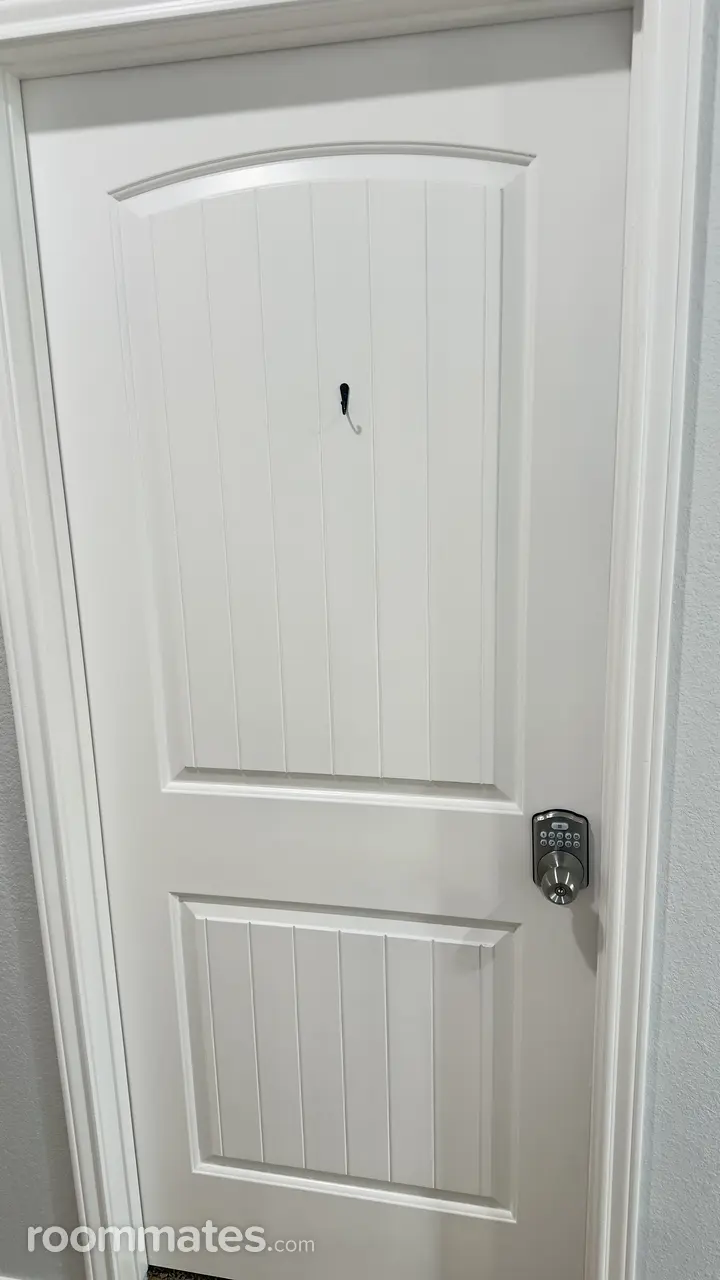 Profile photo 4 of 11