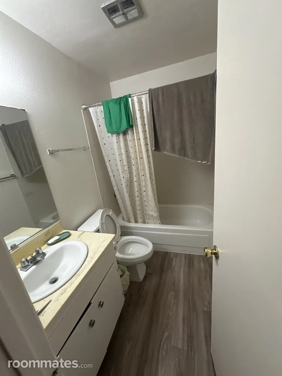 Profile photo 3 of 5