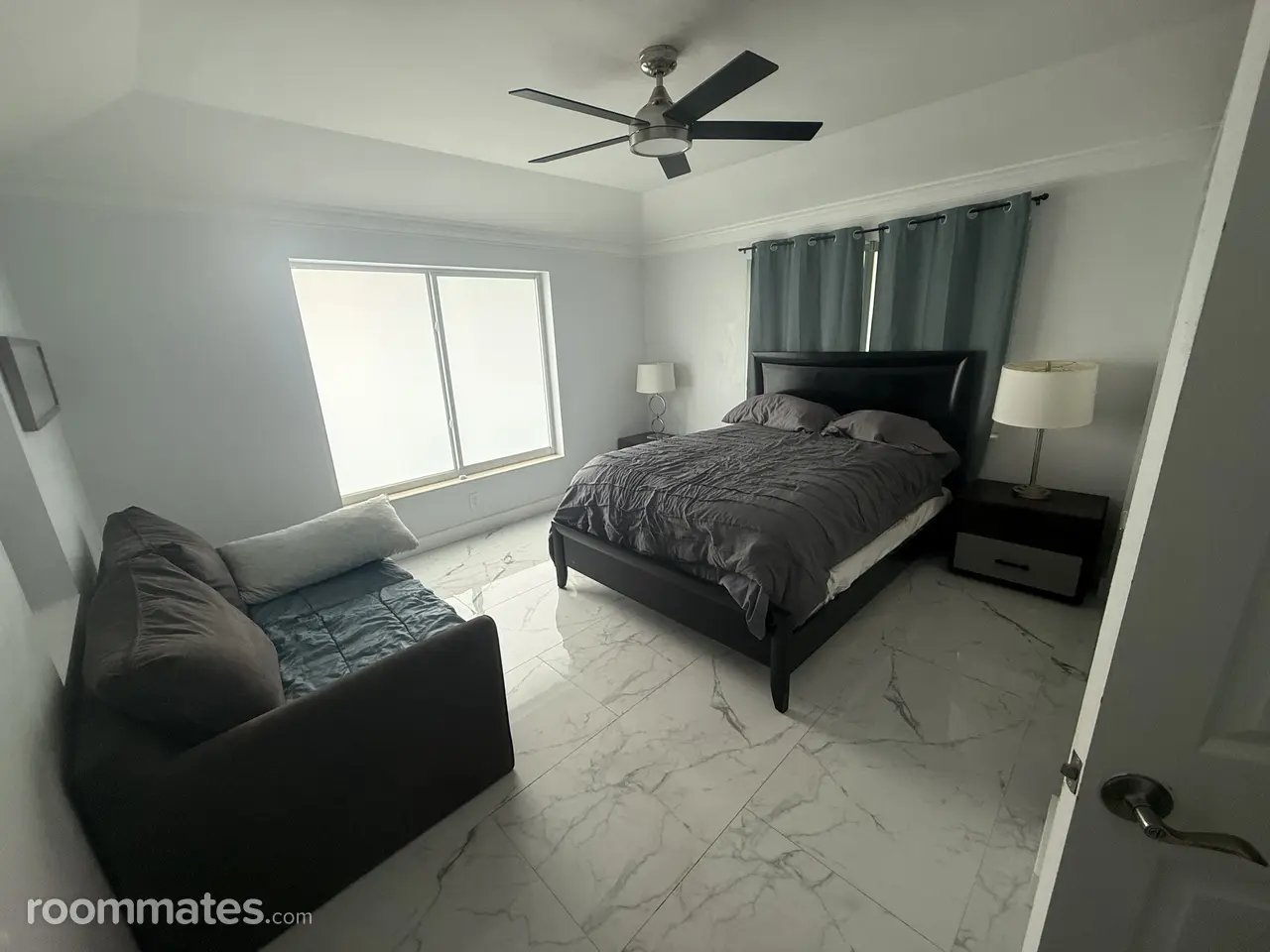 Profile photo 2 of 6