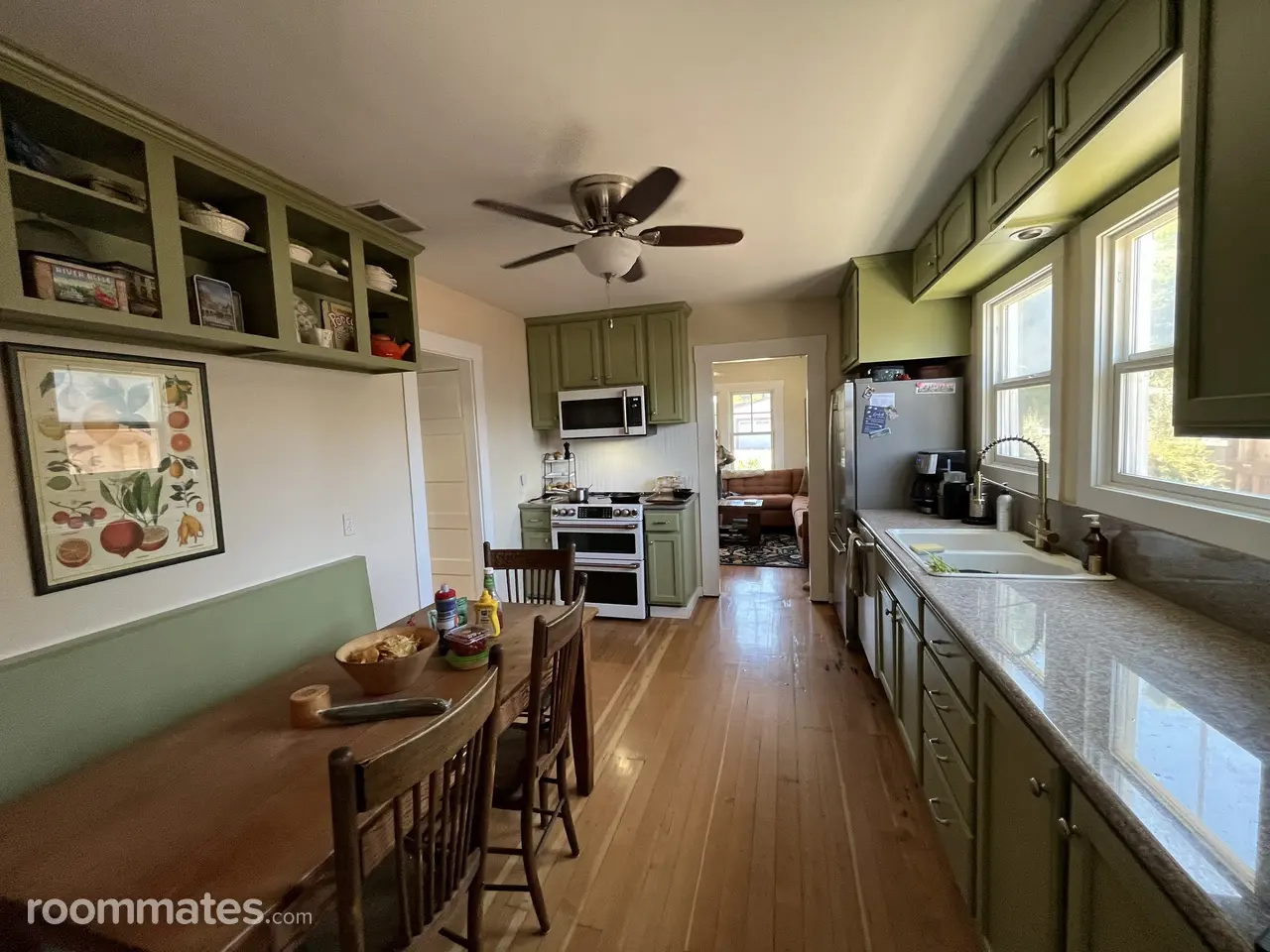 Profile photo 5 of 11