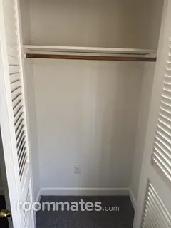 Room for rent in Hyannis, MA $1400, house