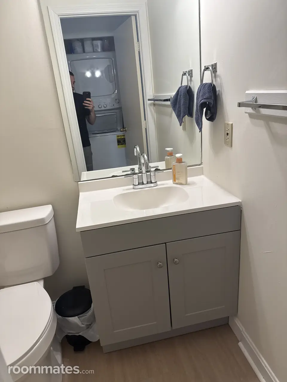 Profile photo 5 of 6