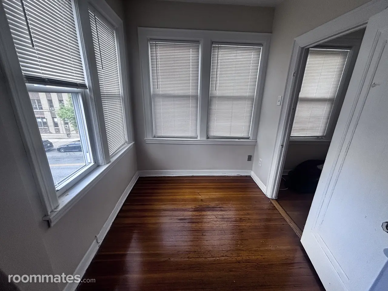 Profile photo 4 of 5