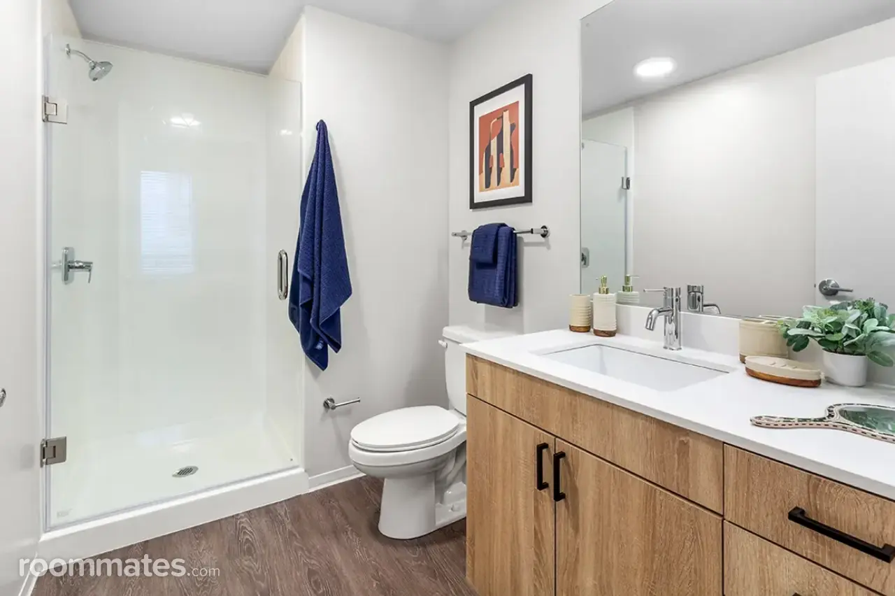 Profile photo 2 of 10