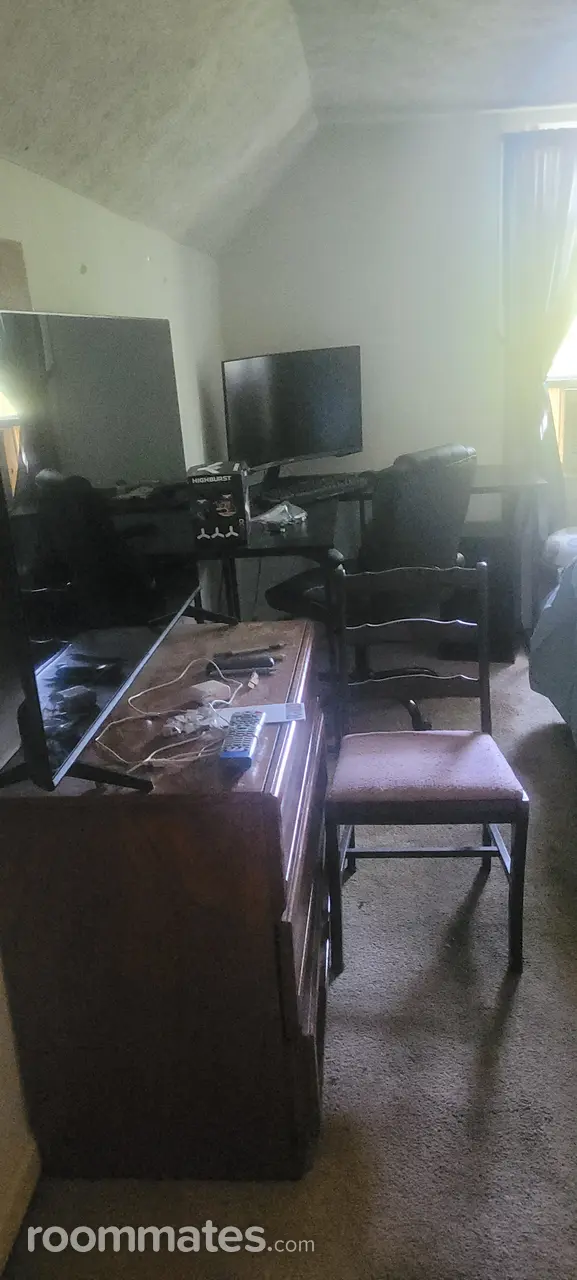 Profile photo 8 of 9