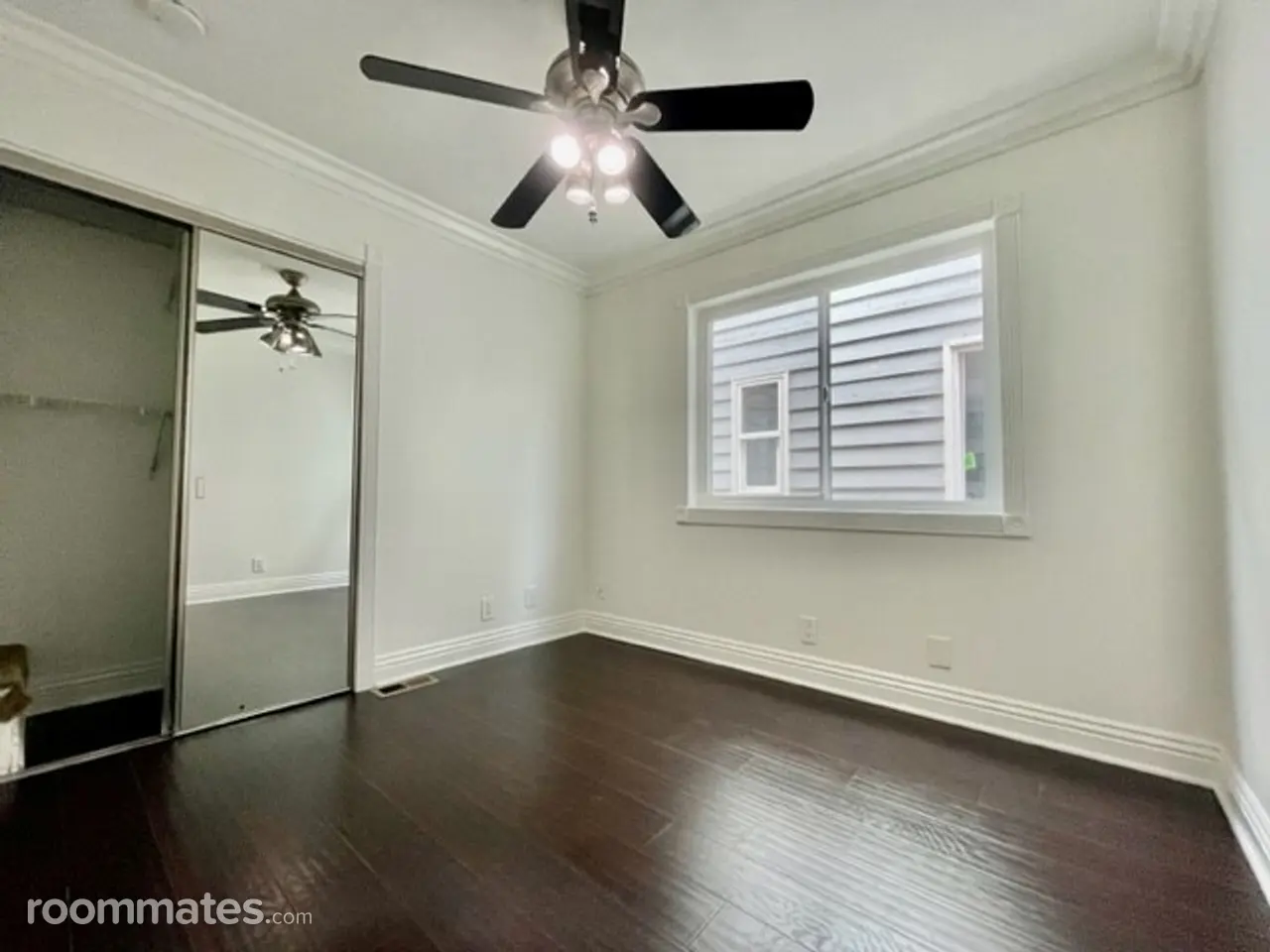 Profile photo 3 of 11