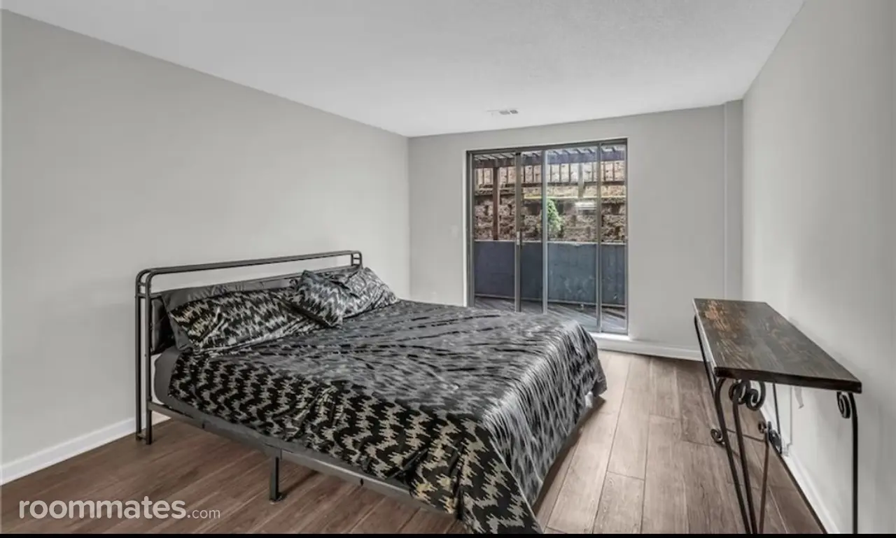 Profile photo 3 of 5