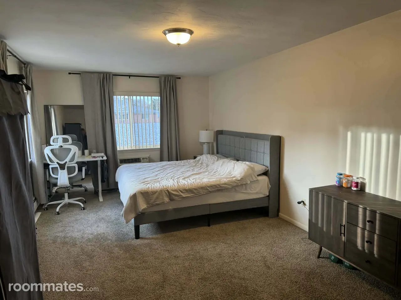 Profile photo 4 of 10