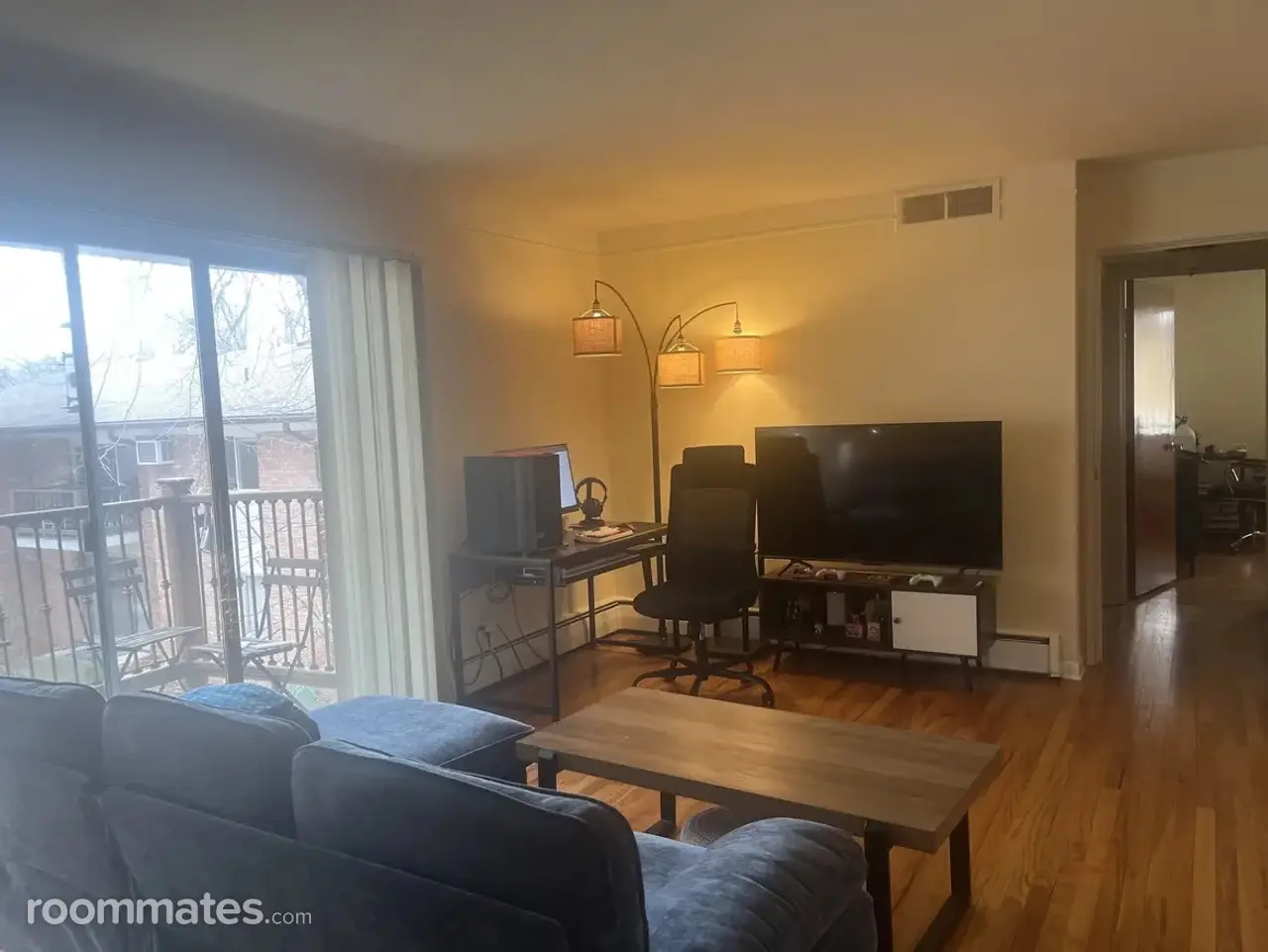 Profile photo 3 of 10