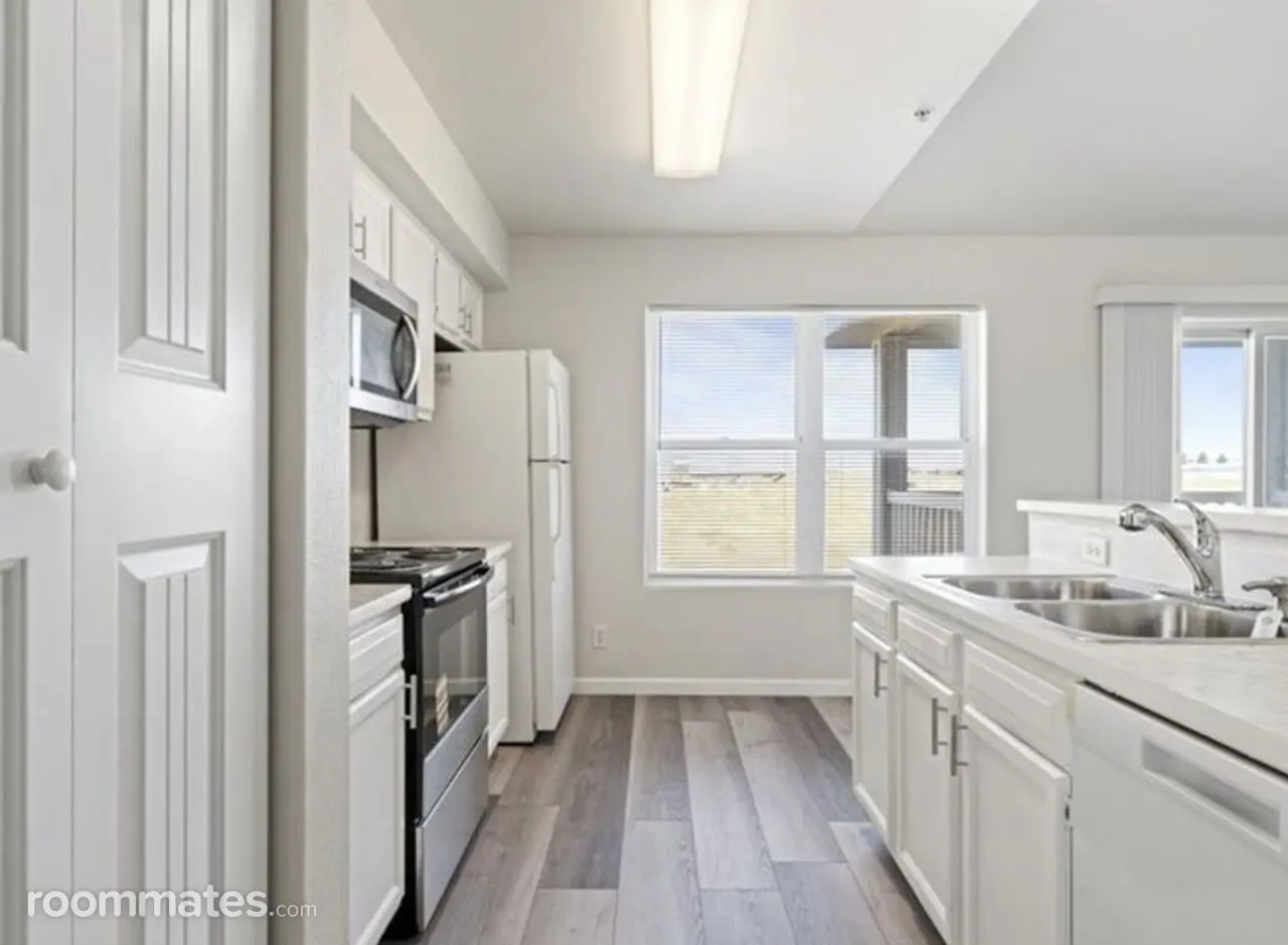 Profile photo 3 of 11