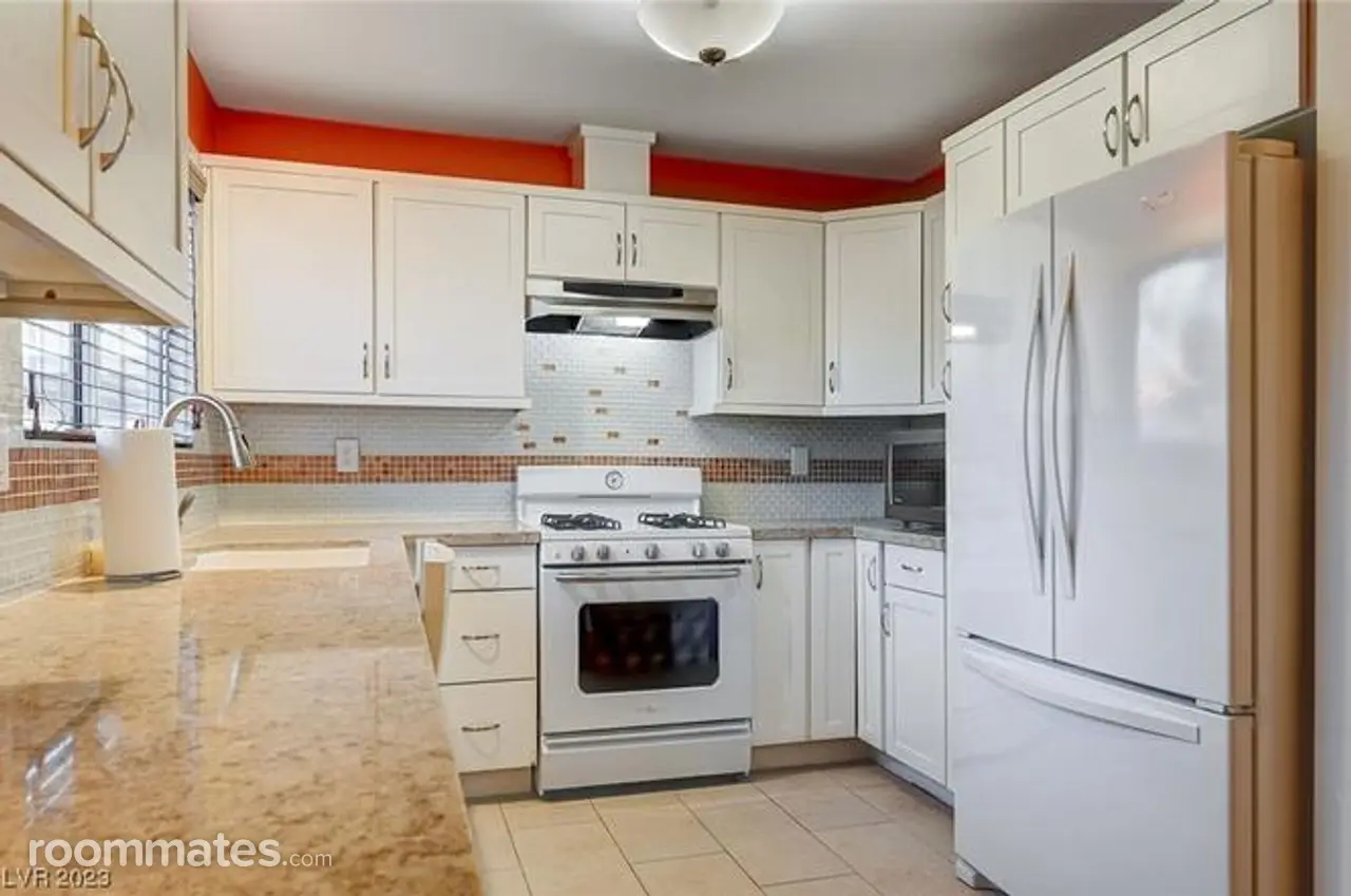 Profile photo 2 of 12