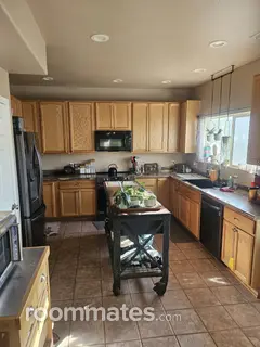 Room for rent in Colorado Springs, CO $700, house