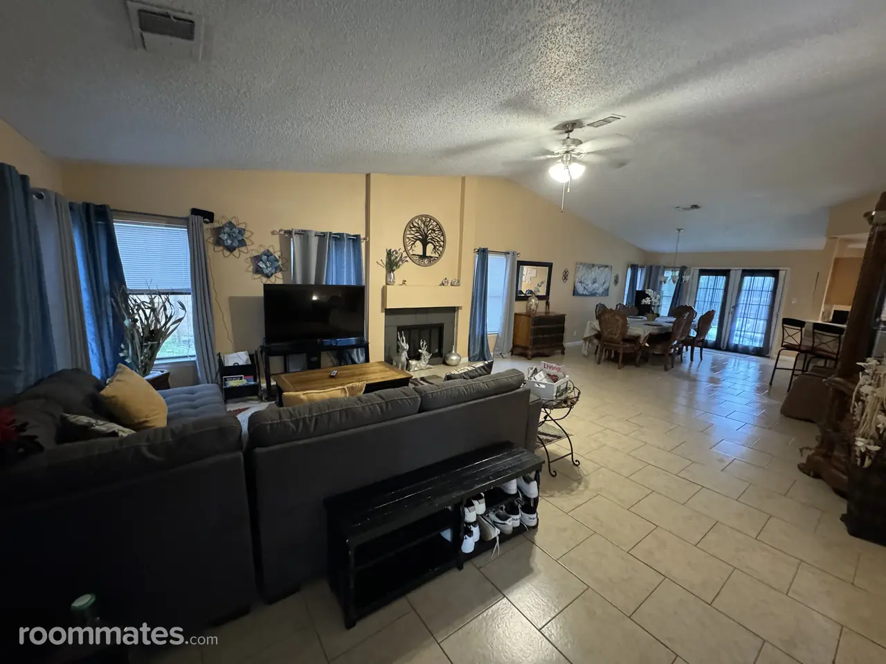 Profile photo 5 of 11