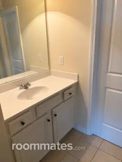 Room for rent in Snellville, GA $750, house