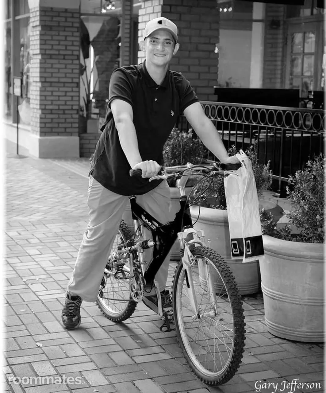 Profile photo 2 of 3