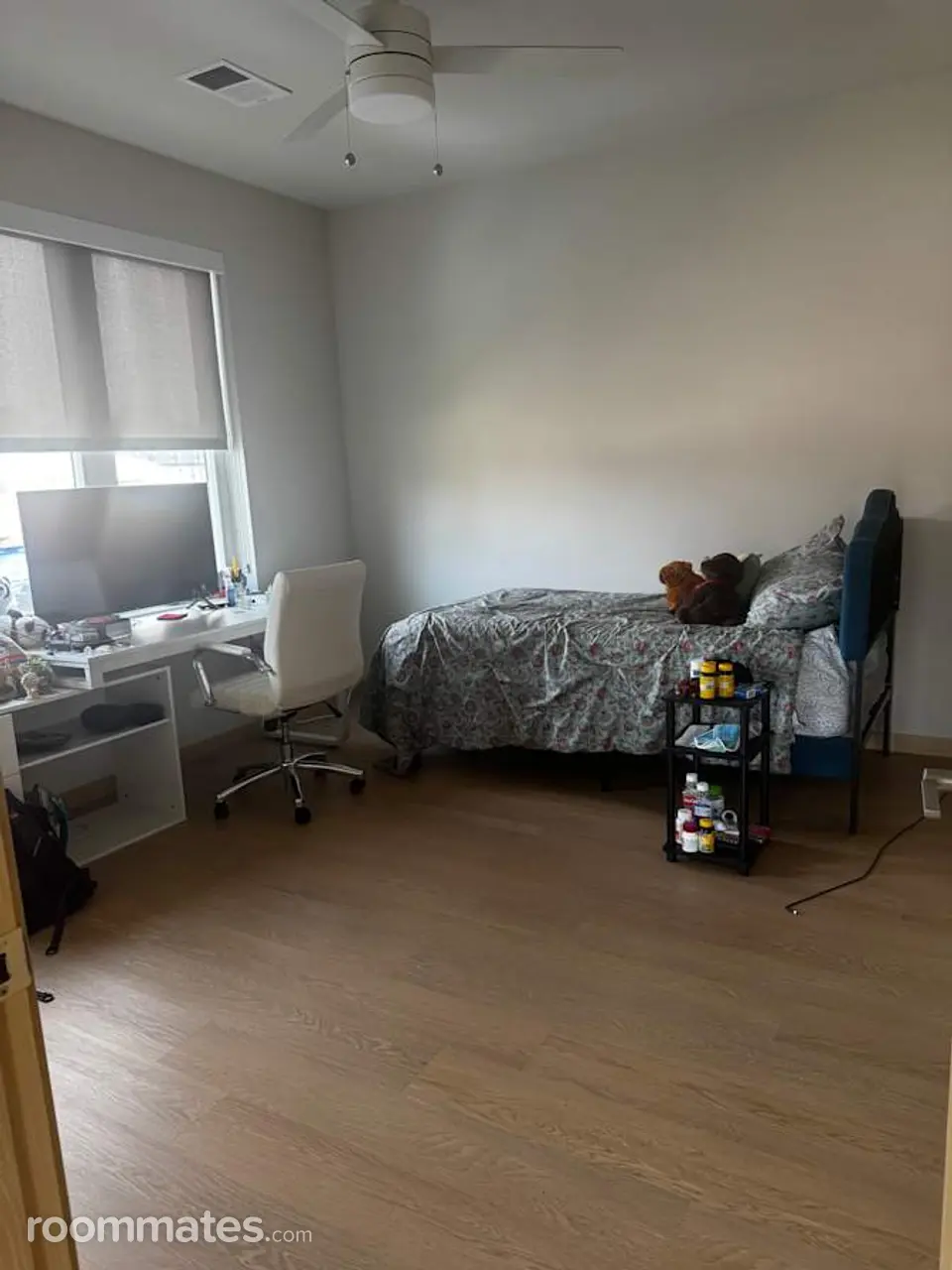 Profile photo 4 of 8