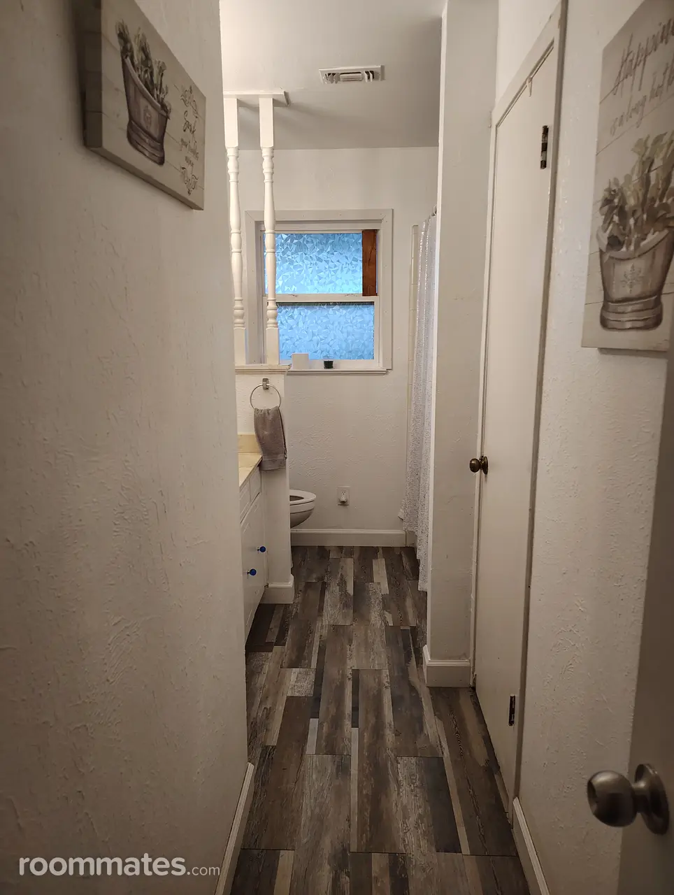 Profile photo 4 of 5