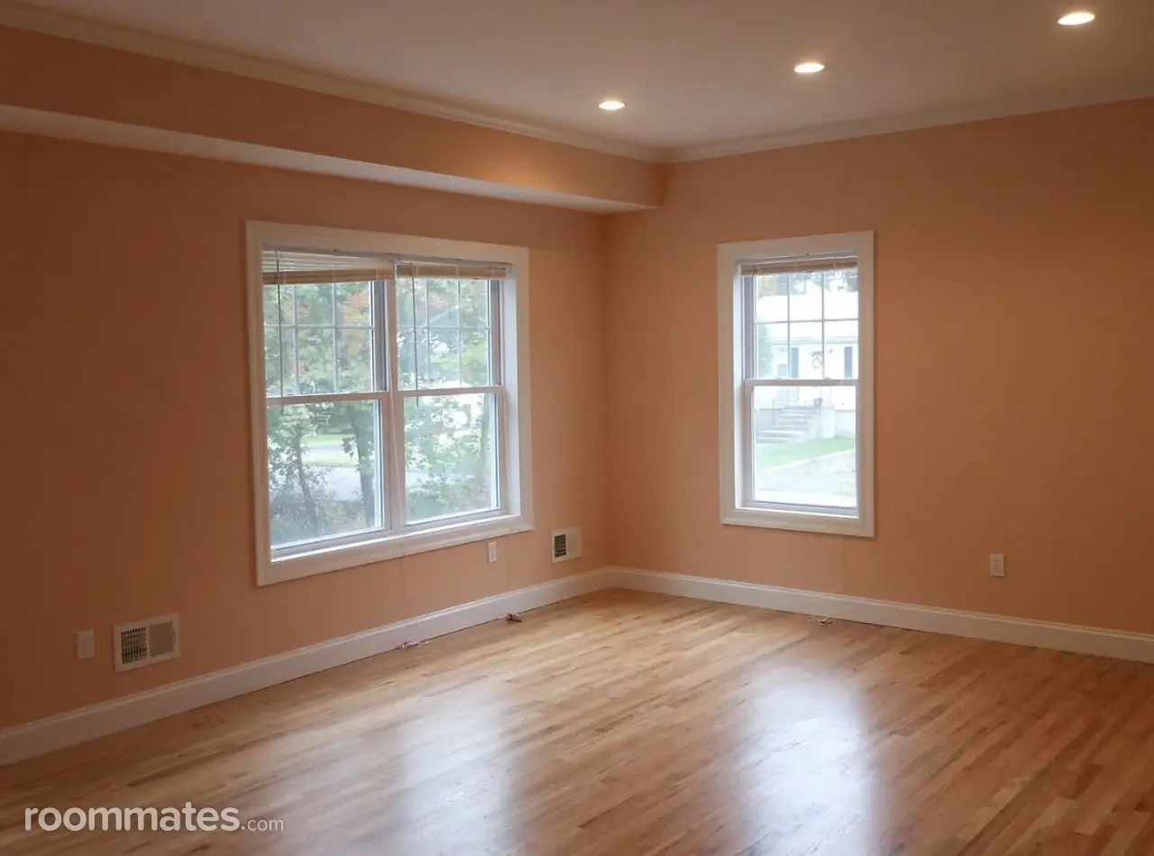 Profile photo 3 of 6