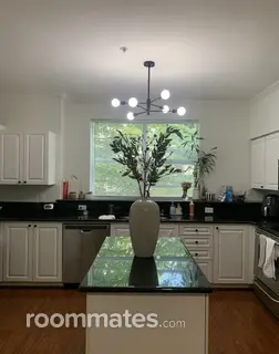 Room for rent in Lynnwood, WA $1000, townhouse