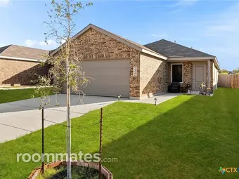 Room for rent in New Braunfels, TX $575, house