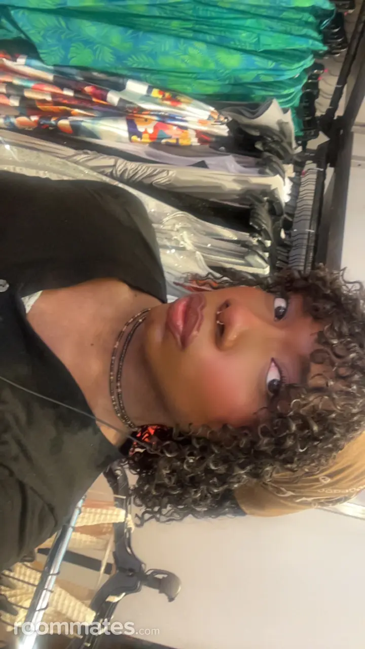 Profile photo 3 of 5