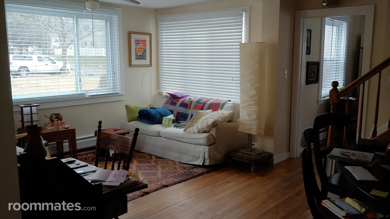 Profile photo 7 of 11