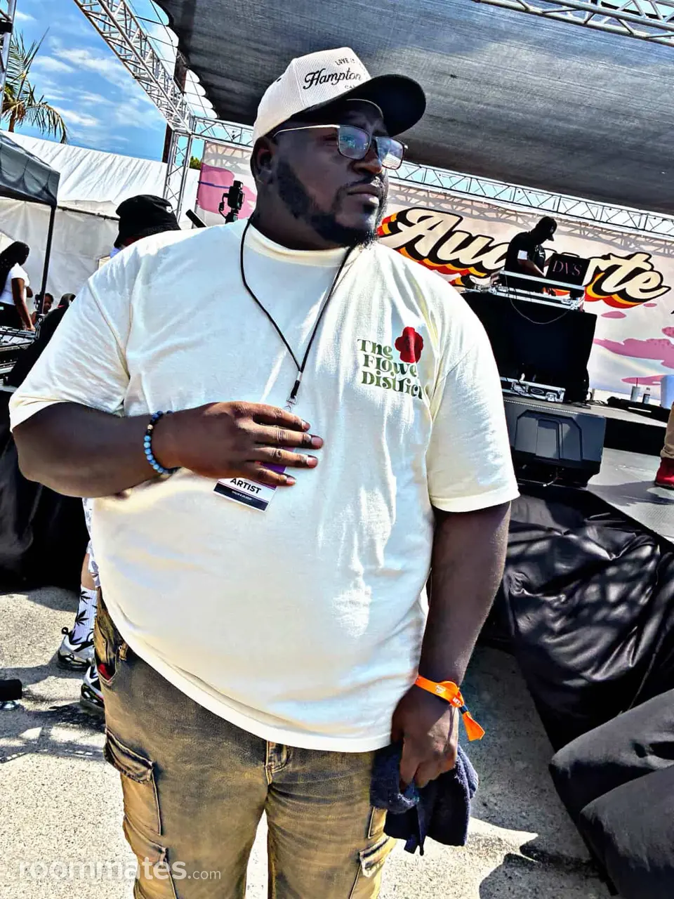 Profile photo 2 of 11