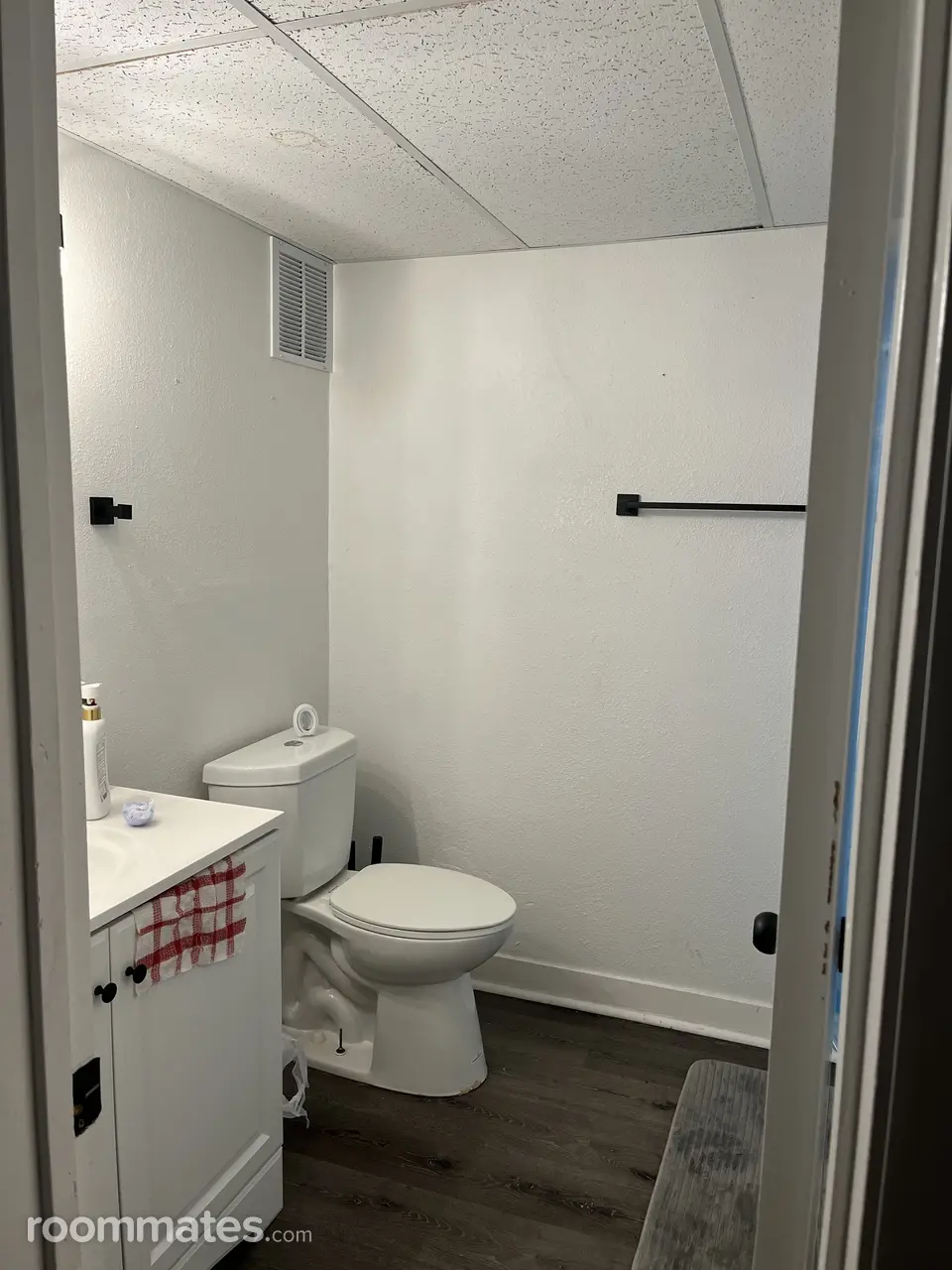 Profile photo 8 of 10