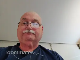 Roommate looking Riverside, CA, $800