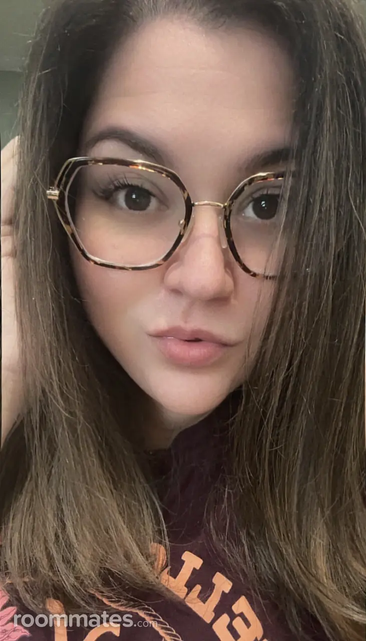 Profile photo 3 of 6