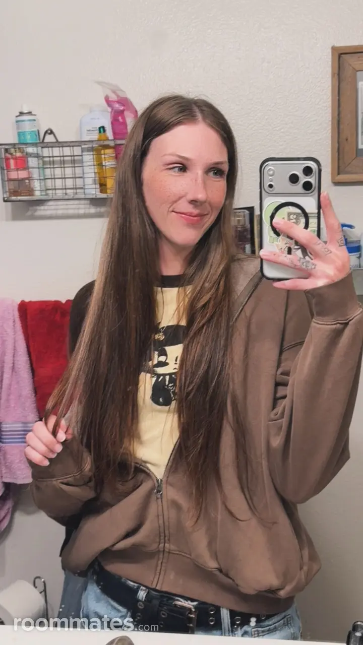 Profile photo 3 of 4