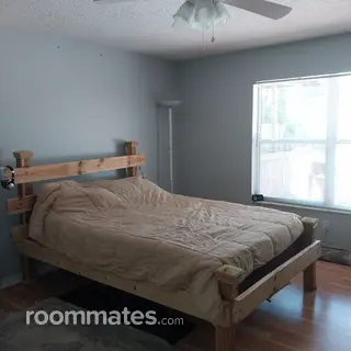 Room for rent in Palm Coast, FL $1200, house