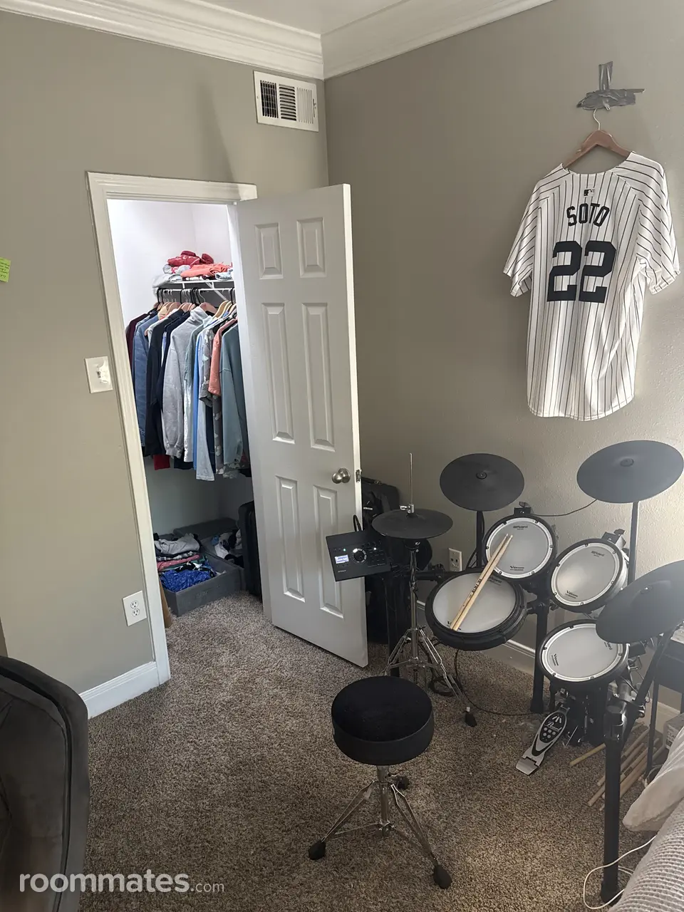 Profile photo 4 of 7