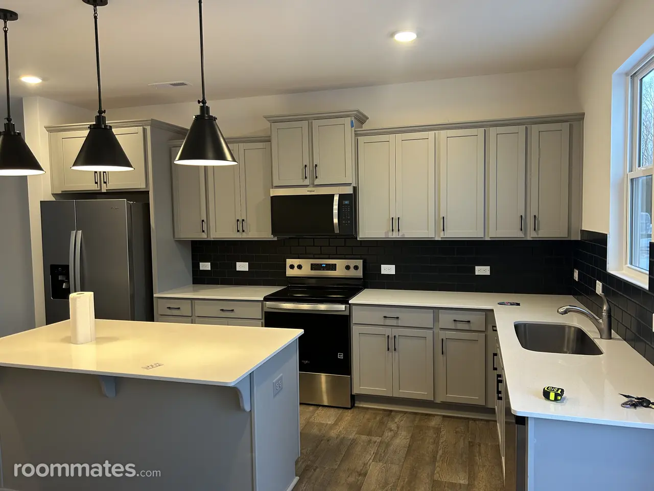 Profile photo 7 of 15