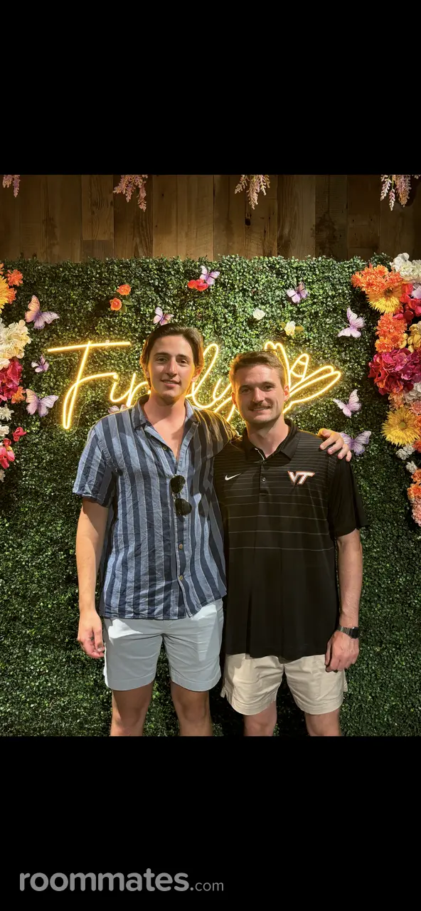 Profile photo 13 of 15