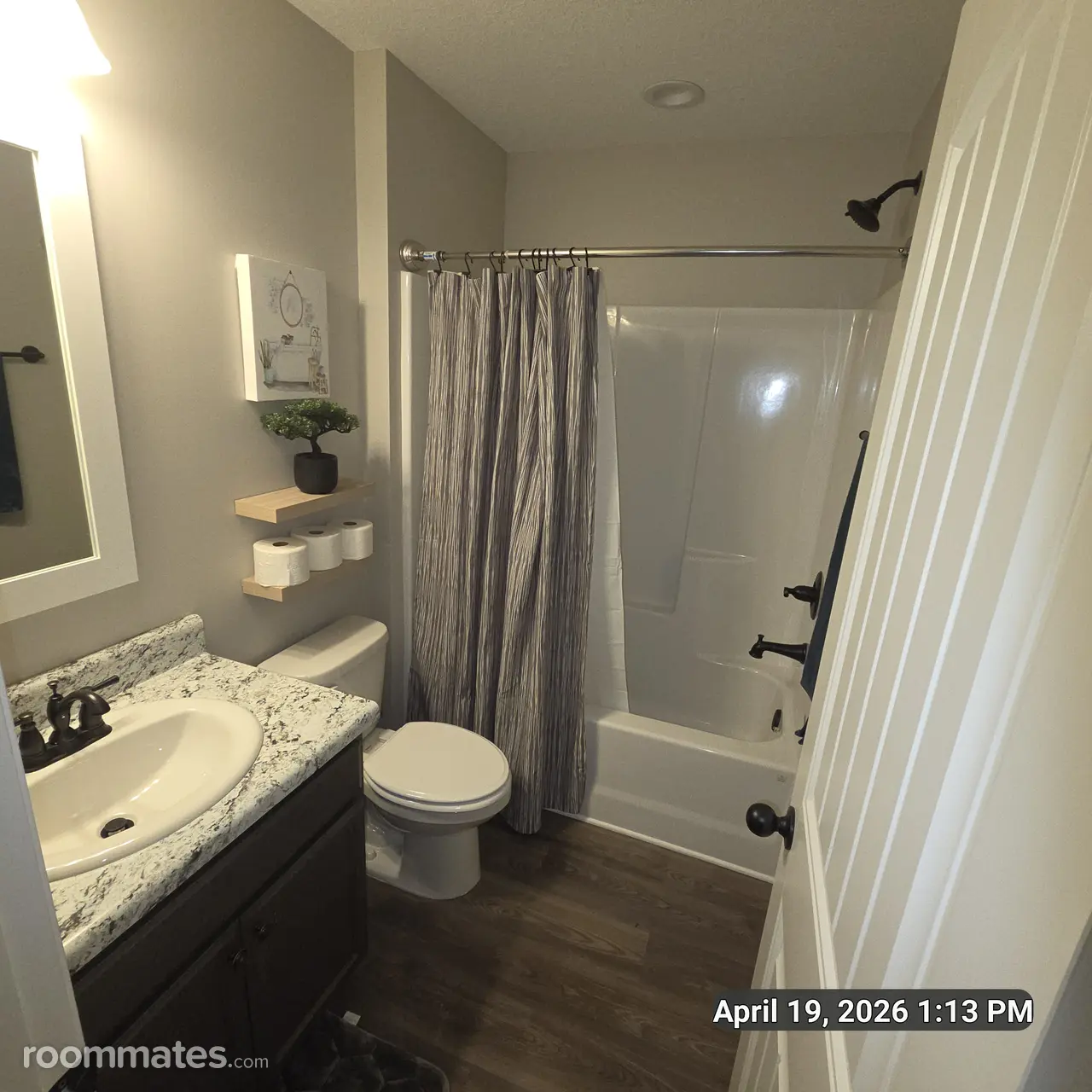 Profile photo 4 of 7