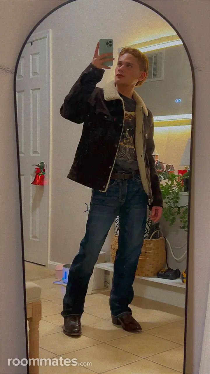 Profile photo 3 of 5