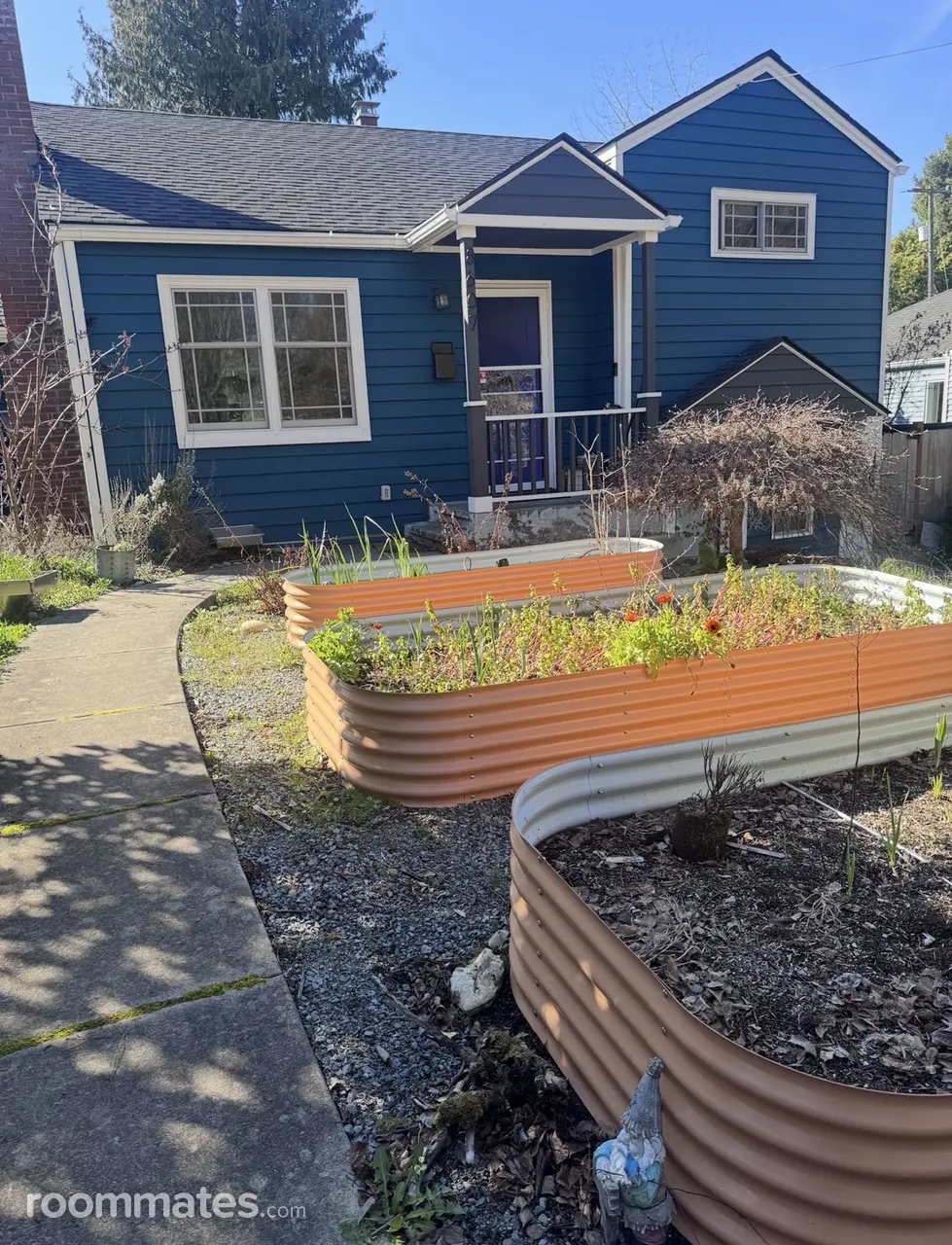 Profile photo 2 of 3