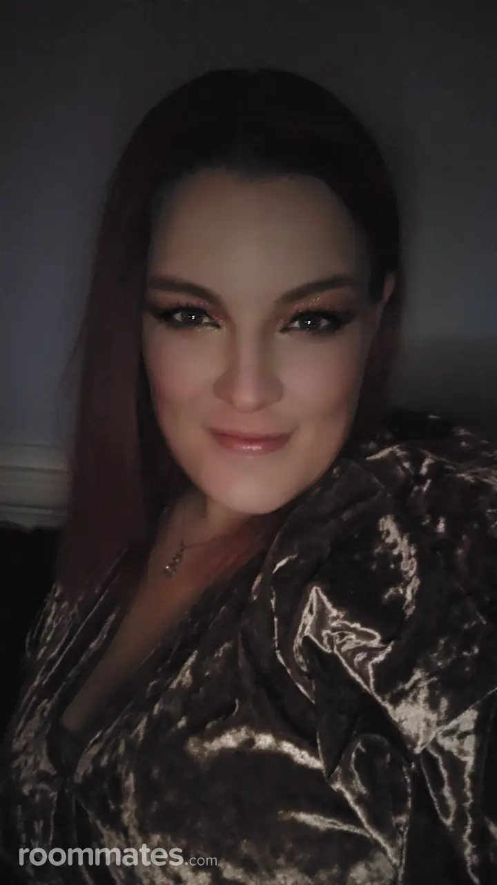 Profile photo 7 of 11