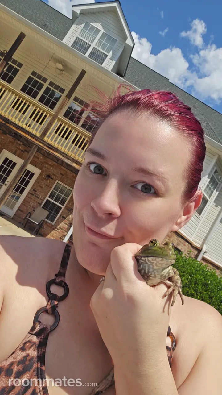 Profile photo 9 of 11