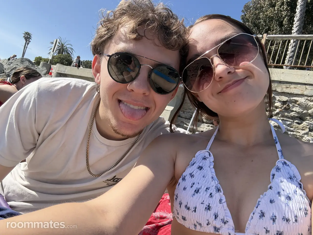 Profile photo 2 of 4