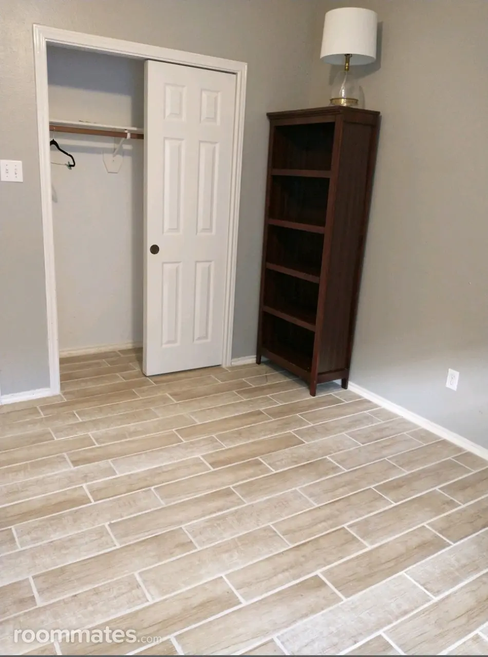 Profile photo 5 of 9