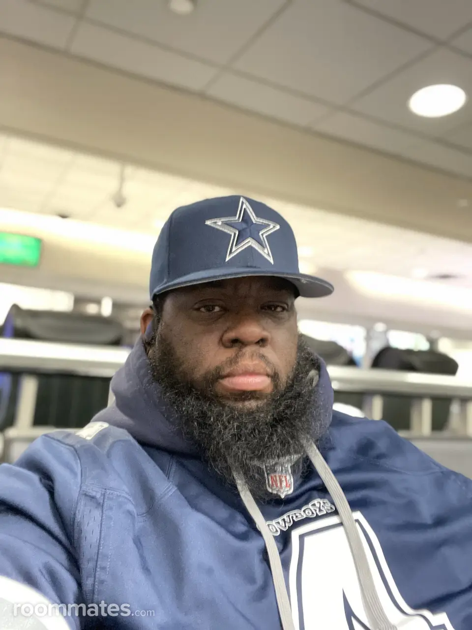 Profile photo 3 of 9