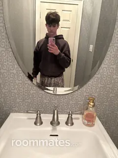 Roommate looking Raleigh, NC, $600